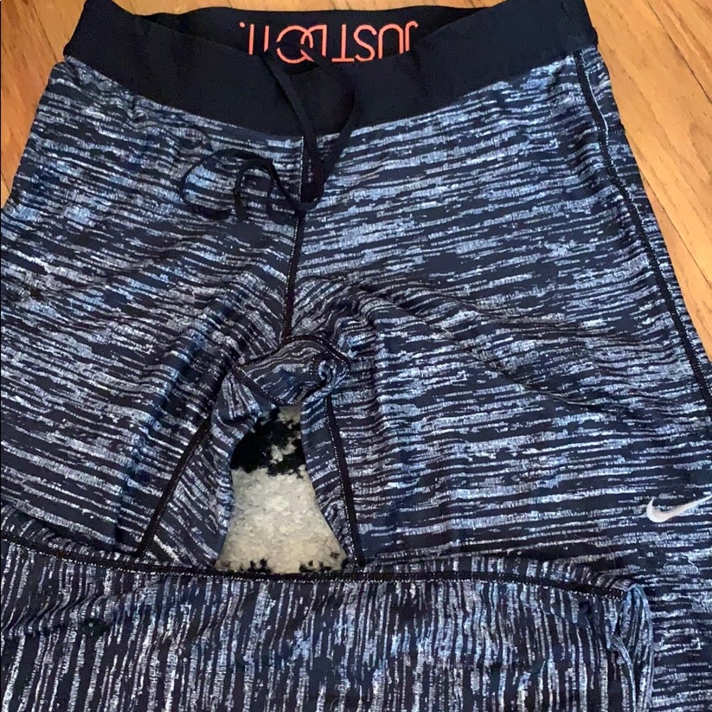 Nike Capri Leggings